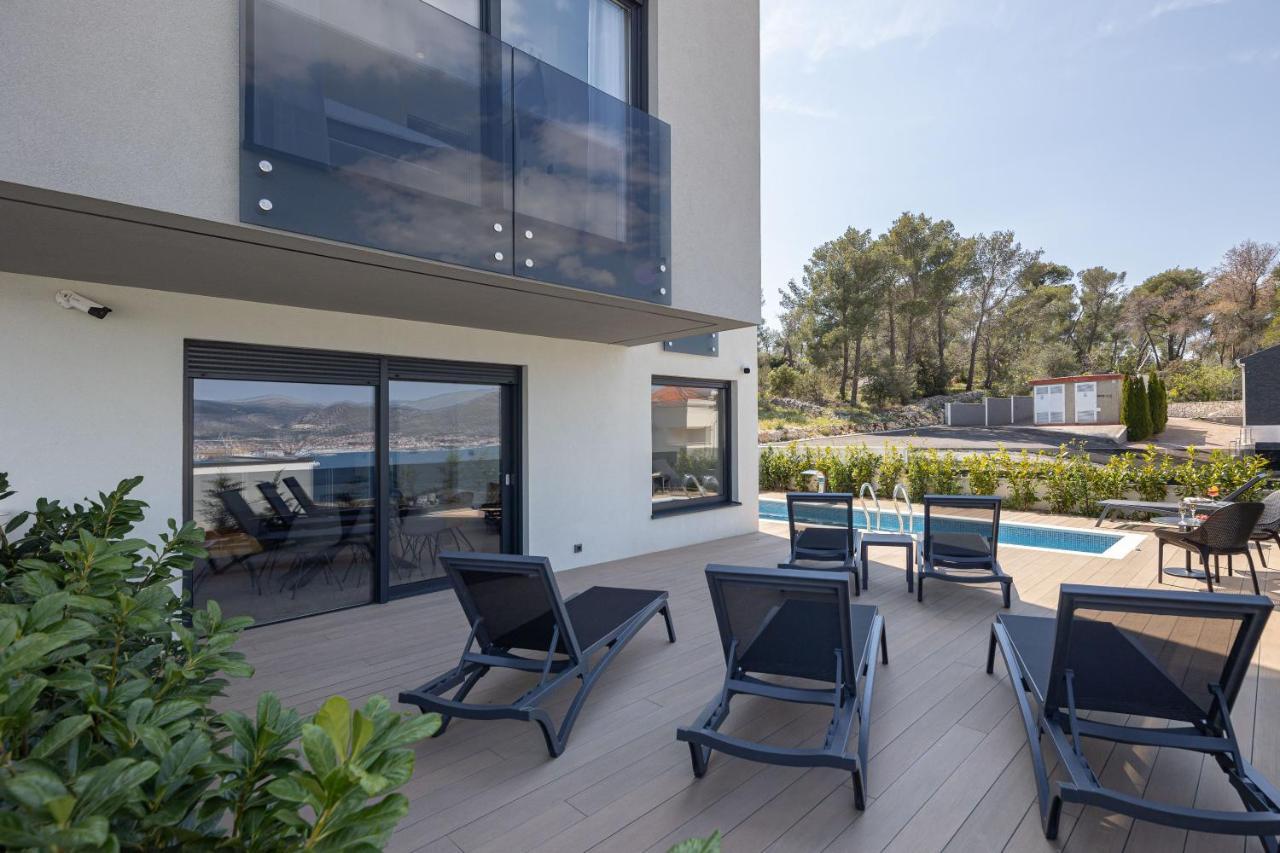 Villas Residence 360 Трогир Екстериор снимка